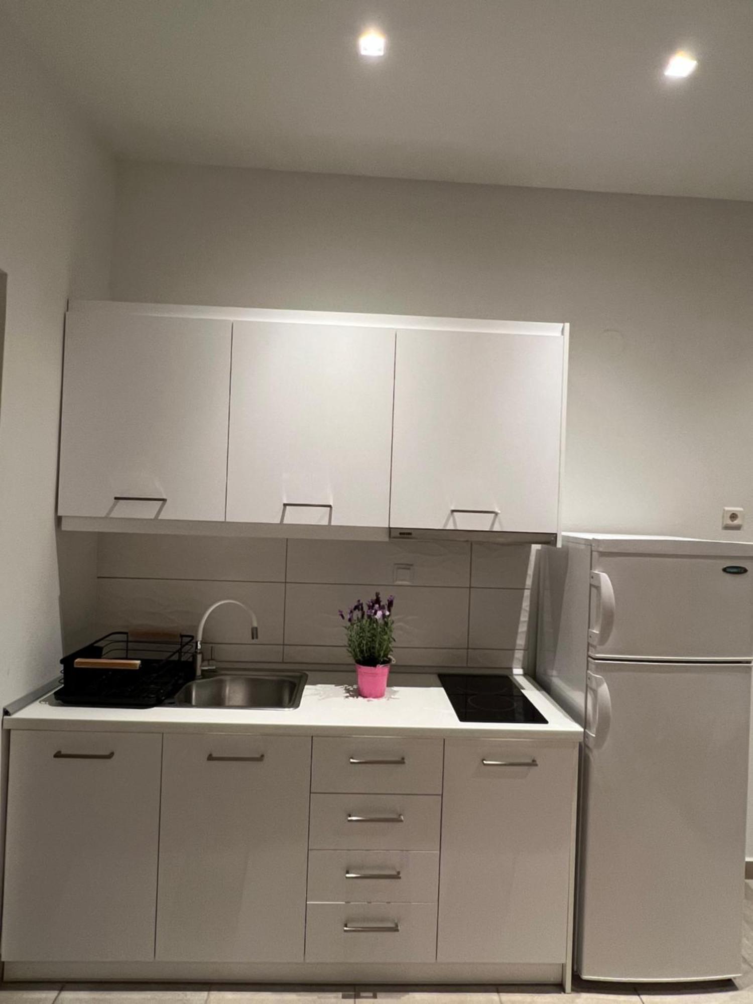 Konstantinou Deluxe Apartments Скала-Марион Экстерьер фото